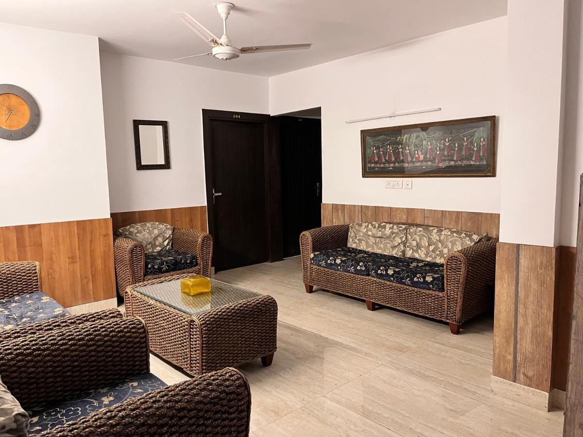 Aakritii Hotels Gurgaon Exterior foto