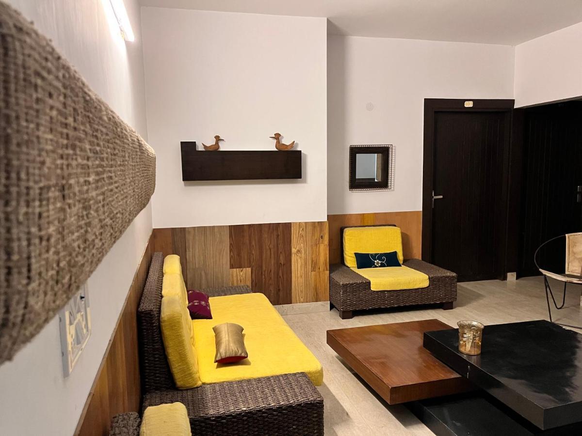 Aakritii Hotels Gurgaon Exterior foto