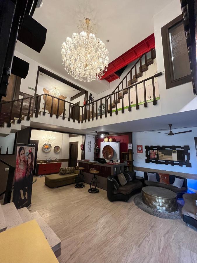Aakritii Hotels Gurgaon Exterior foto
