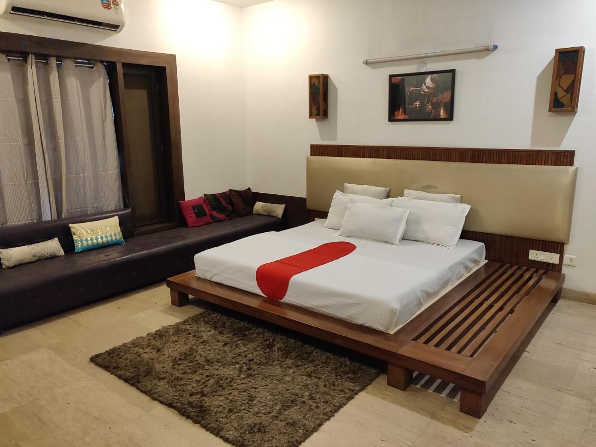 Aakritii Hotels Gurgaon Exterior foto